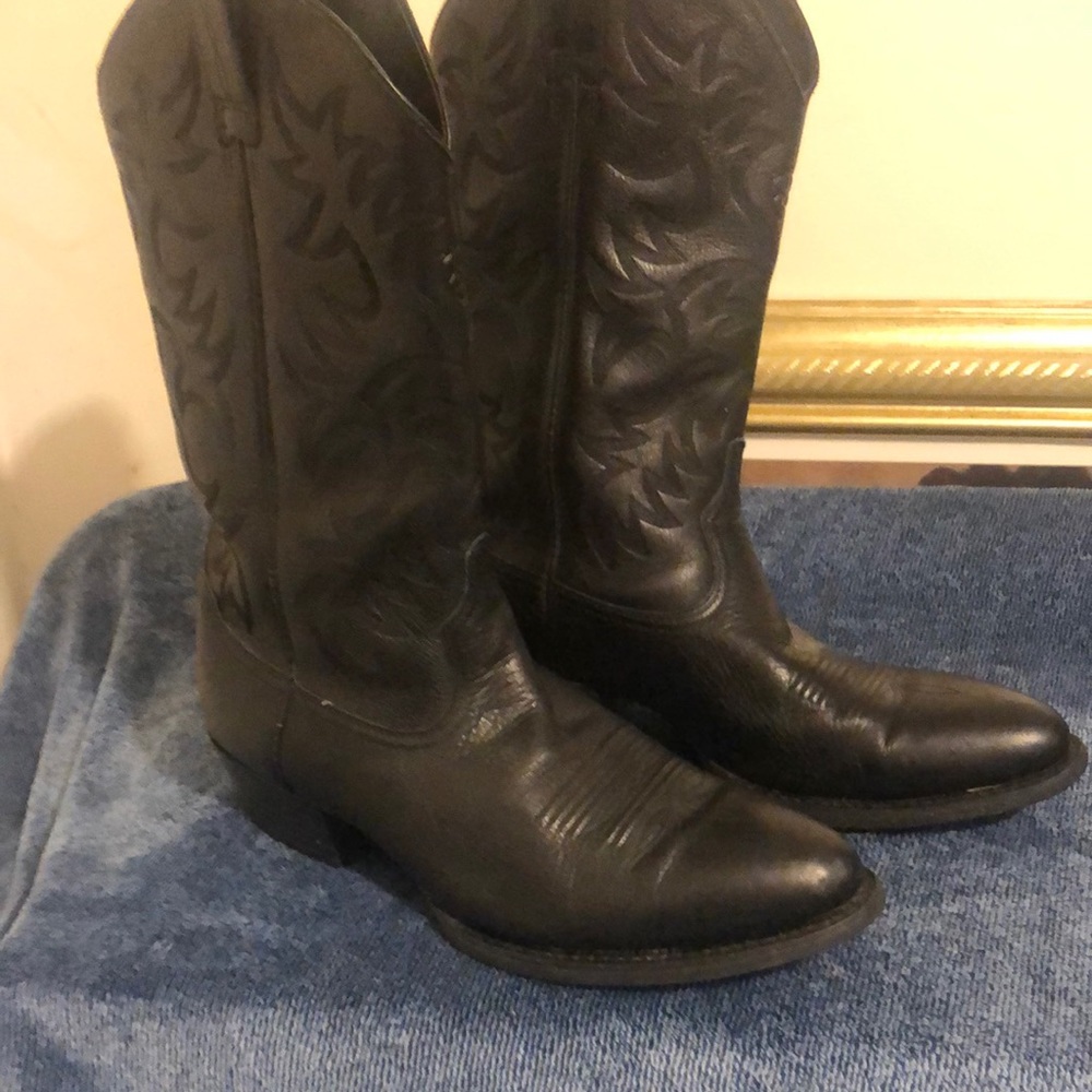 Men Arita boots